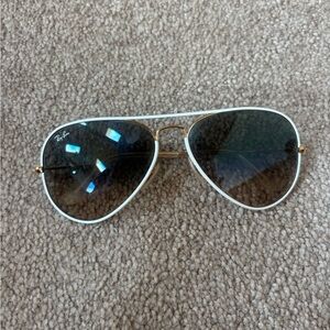 Ray-Ban Aviator Sunglasses with White and Gold Frame